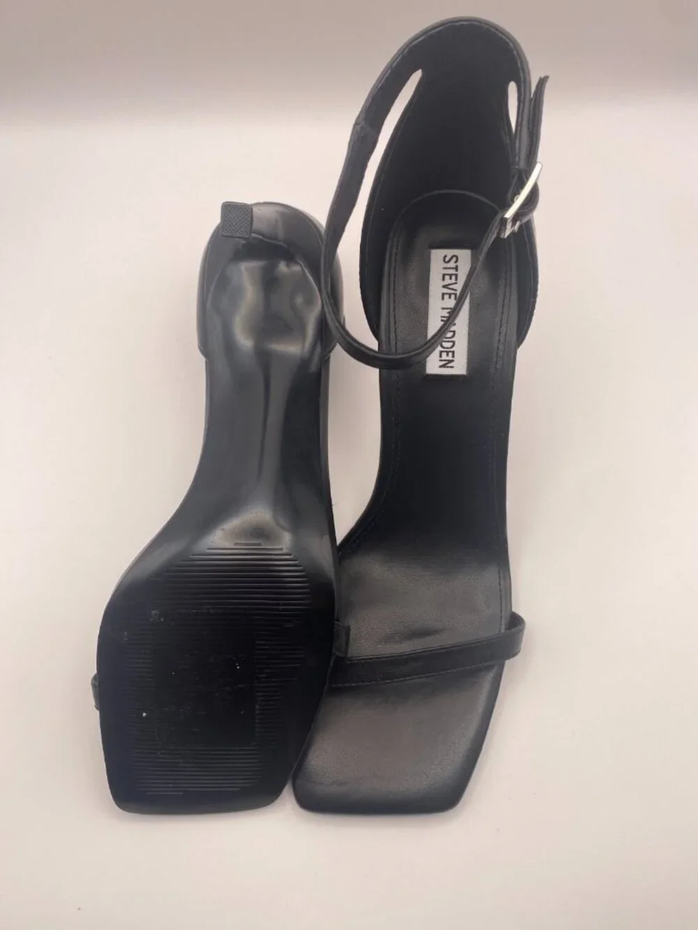 Steve Madden Womens Black Leather High Heel Strap Sandal Sz 10